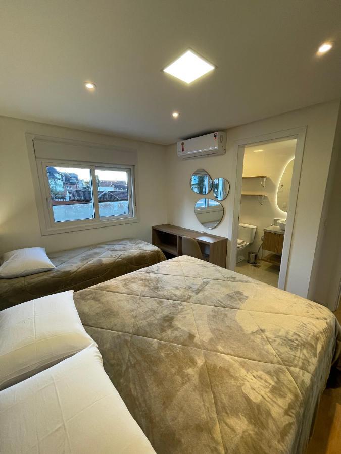 Apartamento Espetacular, 2 Suites, A 30M Da Rua Coberta Gramado Esterno foto